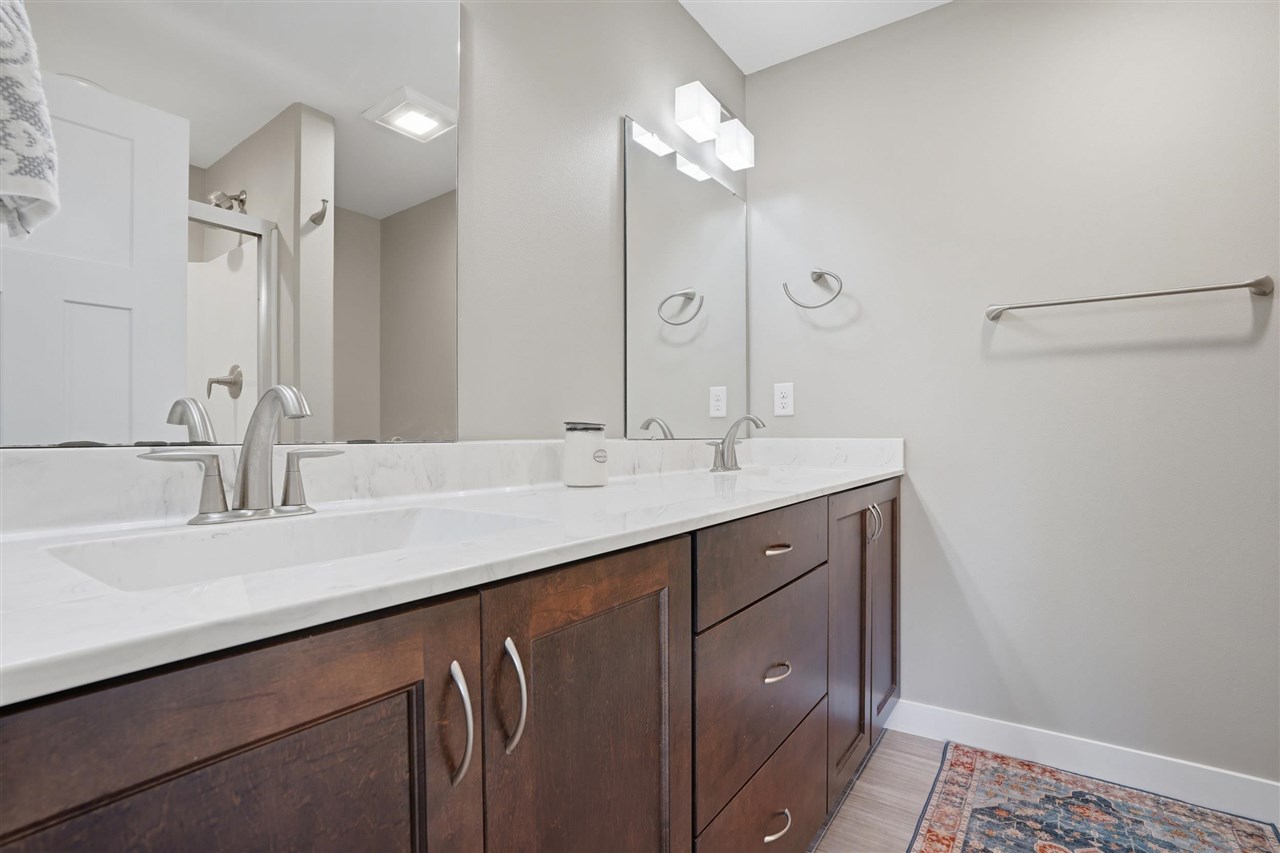 249 Arlington Drive Iowa City IA 52245