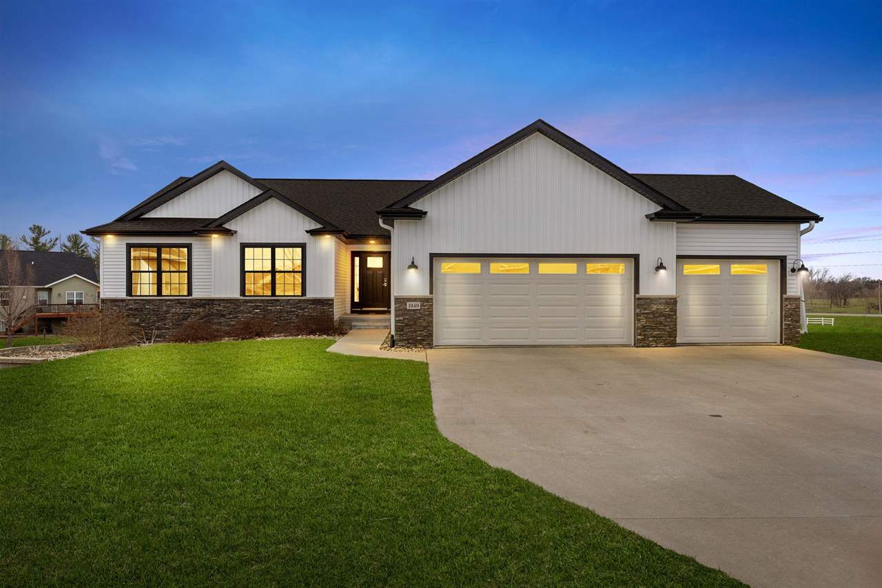1040 Grouse Court North Liberty IA 52317