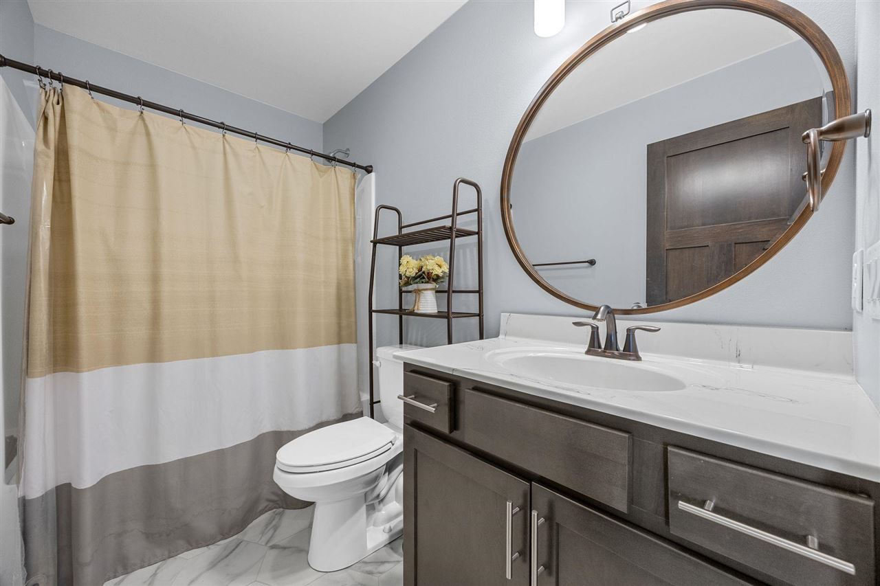 1040 Grouse Court North Liberty IA 52317