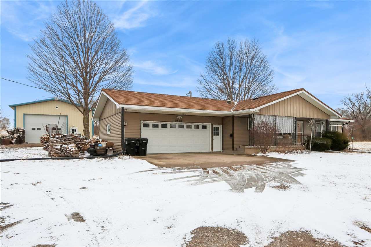 1926 4th Street Tipton IA 52772