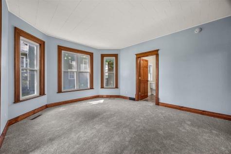 1806 8th Avenue Belle Plaine IA 52208