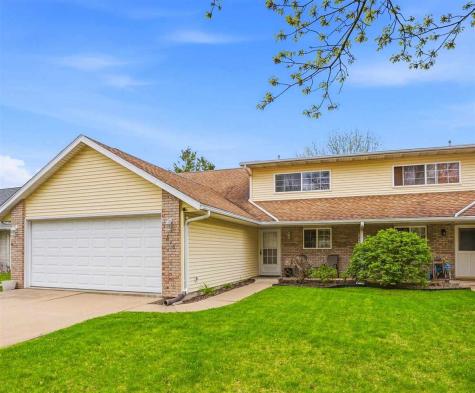 218 Stephans Street Tiffin IA 52340