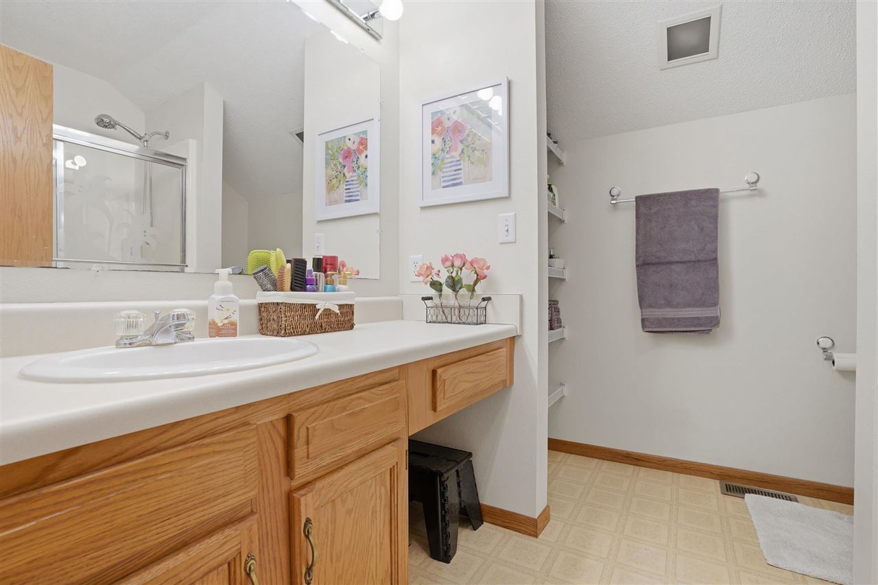 218 Stephans Street Tiffin IA 52340