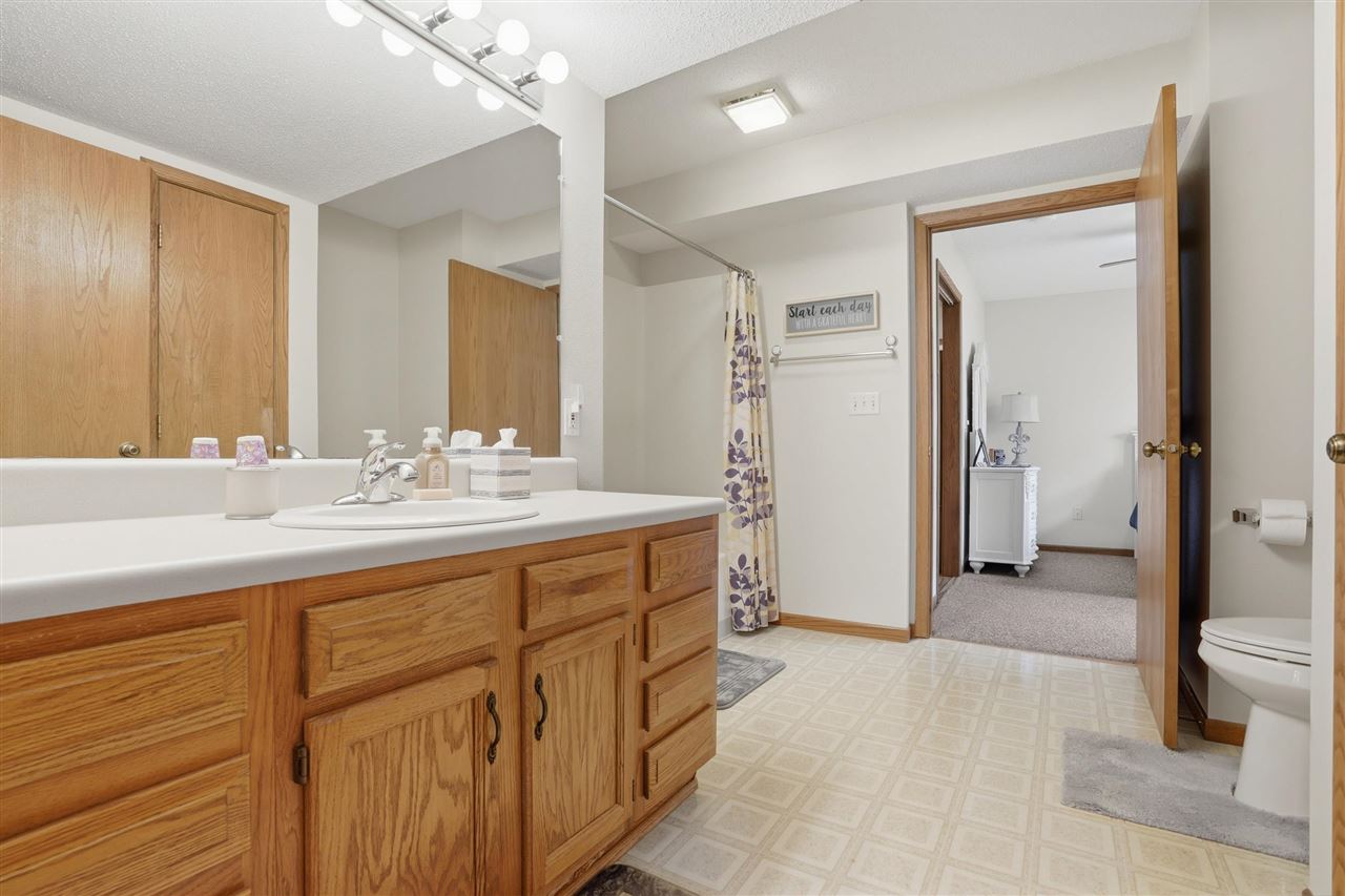 218 Stephans Street Tiffin IA 52340