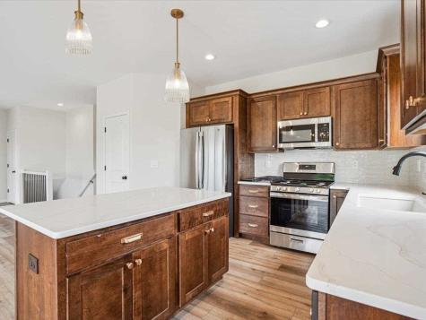 1223 Covered Wagon Drive Iowa City IA 52240