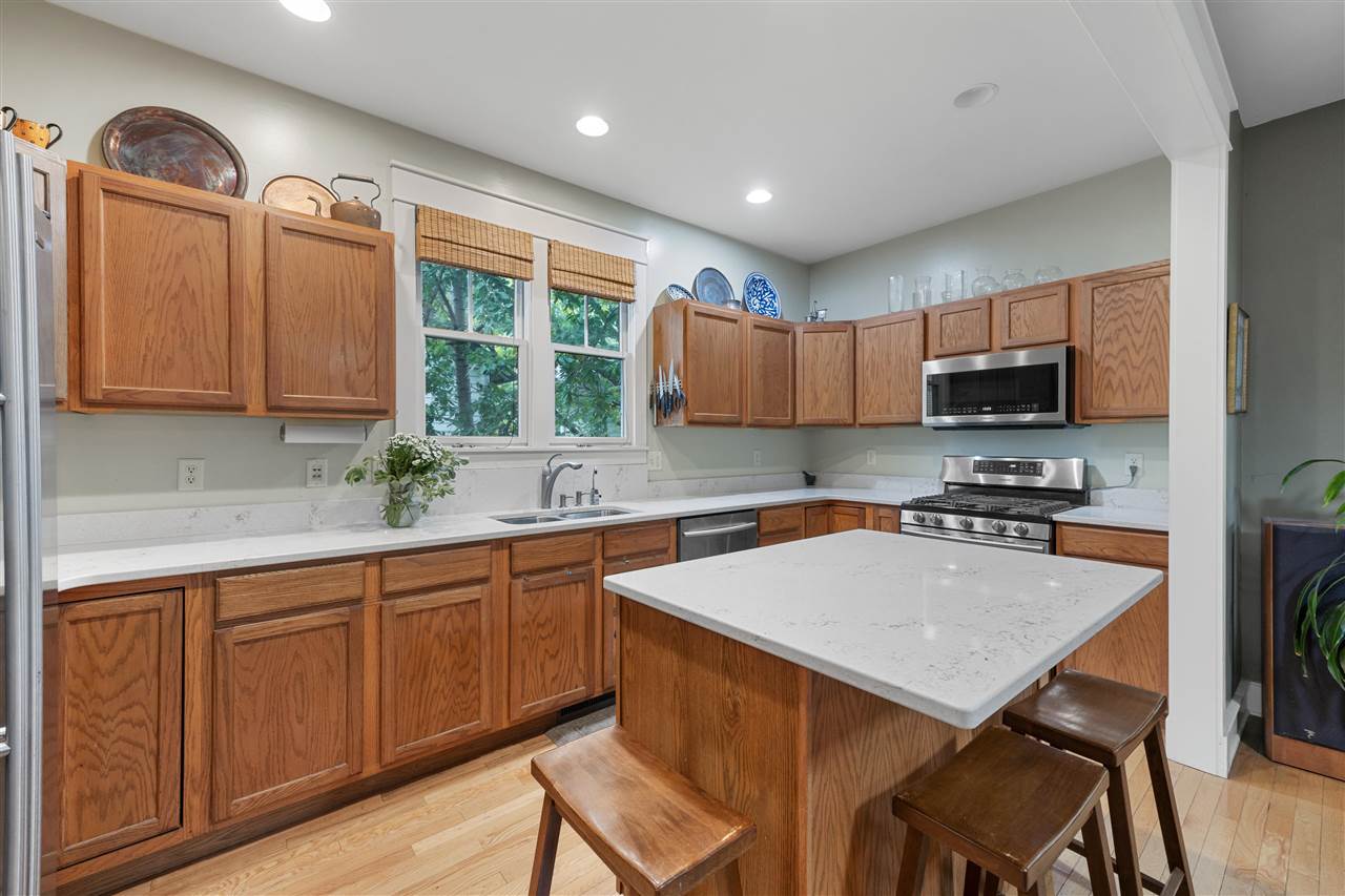 1054 Foster Road Iowa City IA 52245