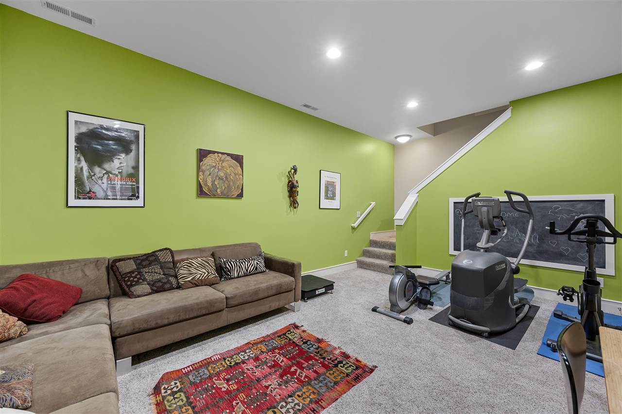 1054 Foster Road Iowa City IA 52245