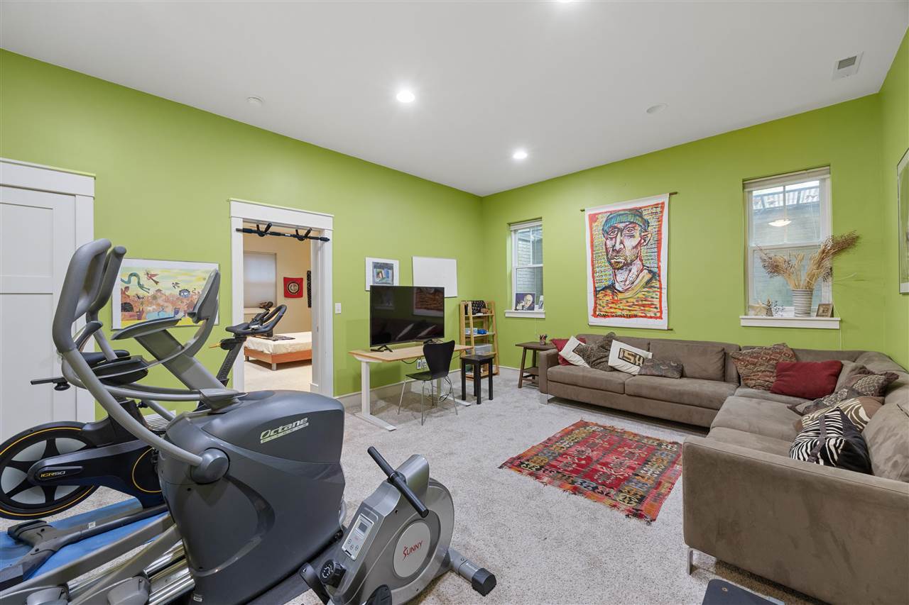 1054 Foster Road Iowa City IA 52245