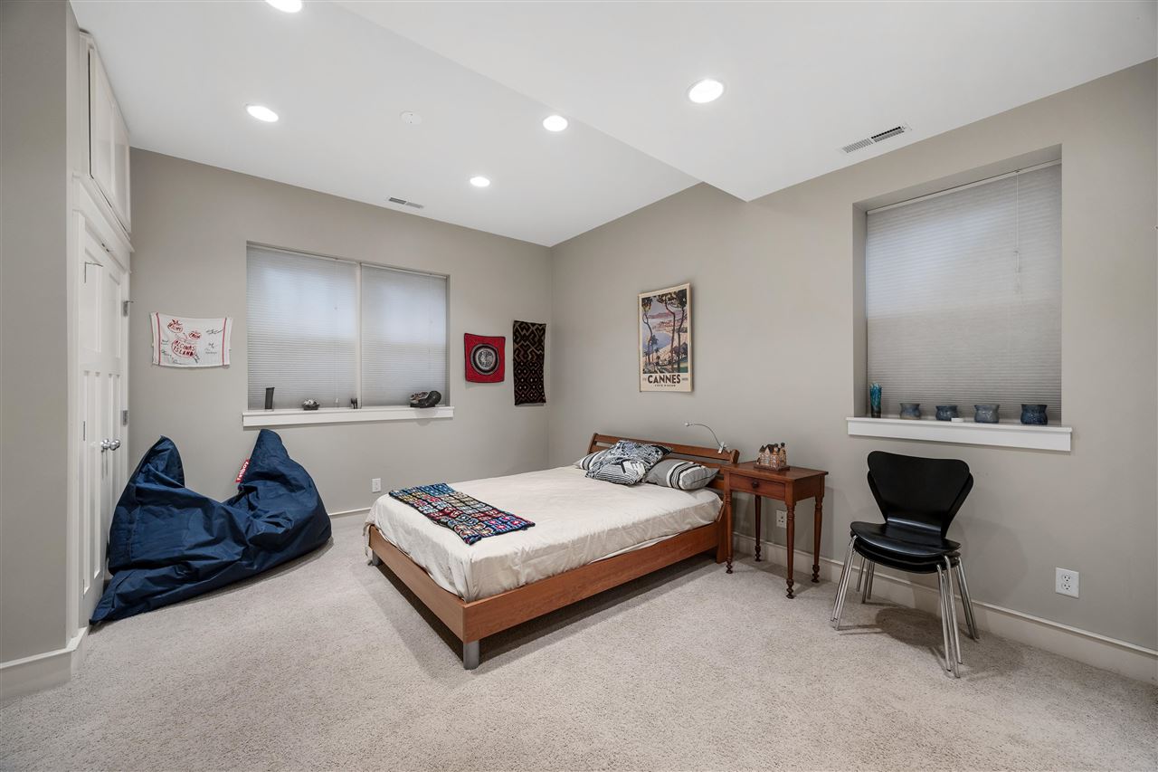 1054 Foster Road Iowa City IA 52245