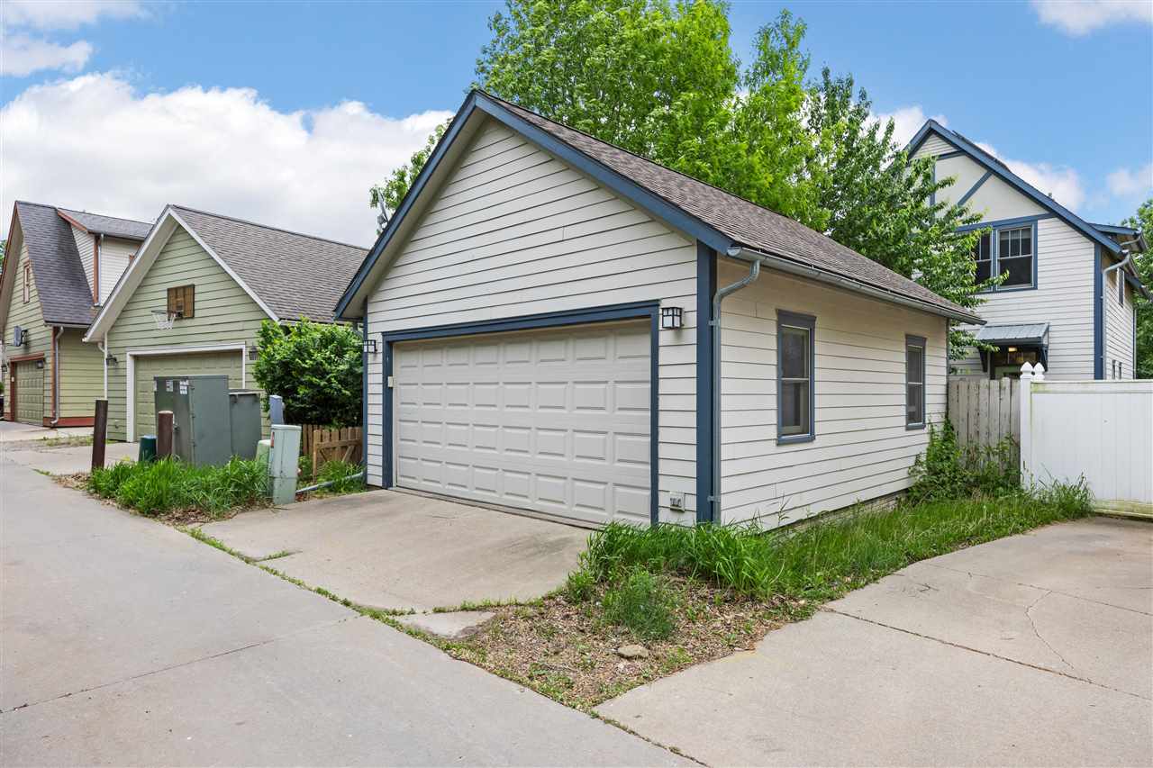 1054 Foster Road Iowa City IA 52245