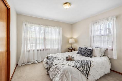 1118 Deforest Avenue Iowa City IA 52240