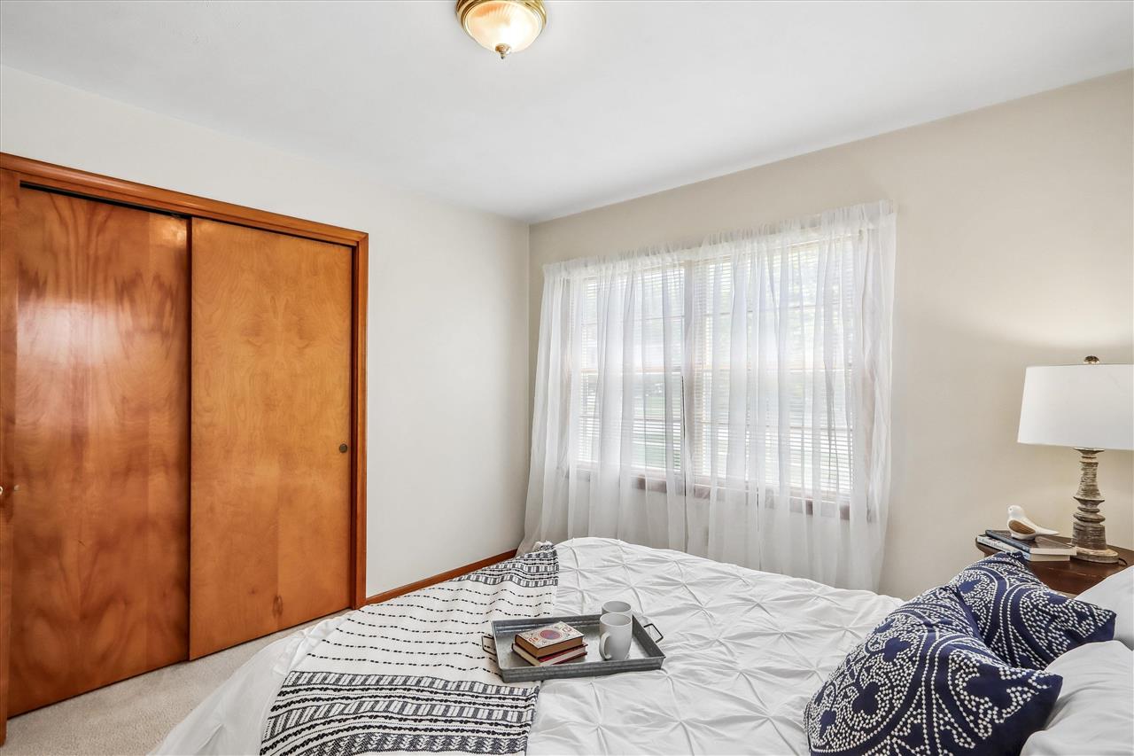 1118 Deforest Avenue Iowa City IA 52240