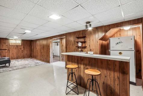 1118 Deforest Avenue Iowa City IA 52240