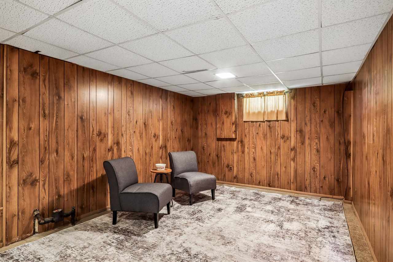 1118 Deforest Avenue Iowa City IA 52240