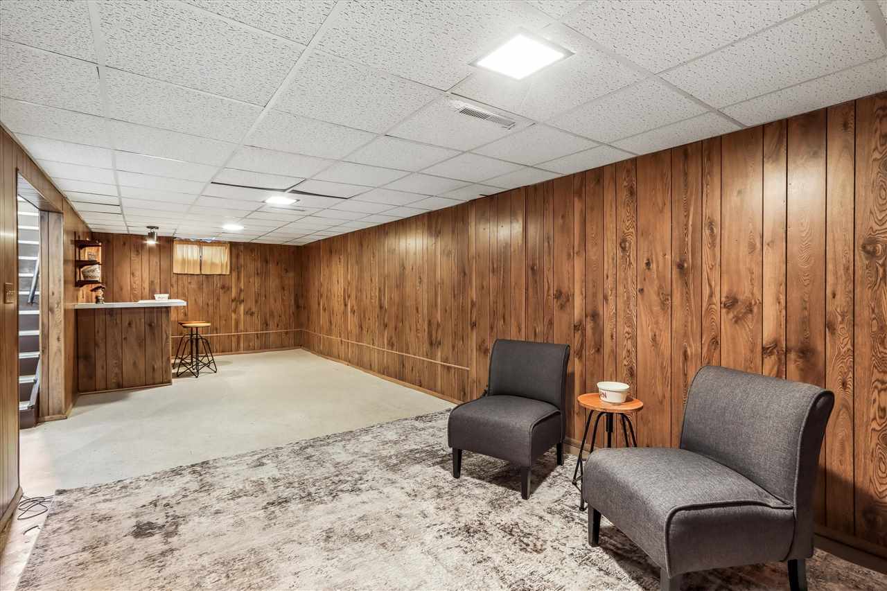1118 Deforest Avenue Iowa City IA 52240