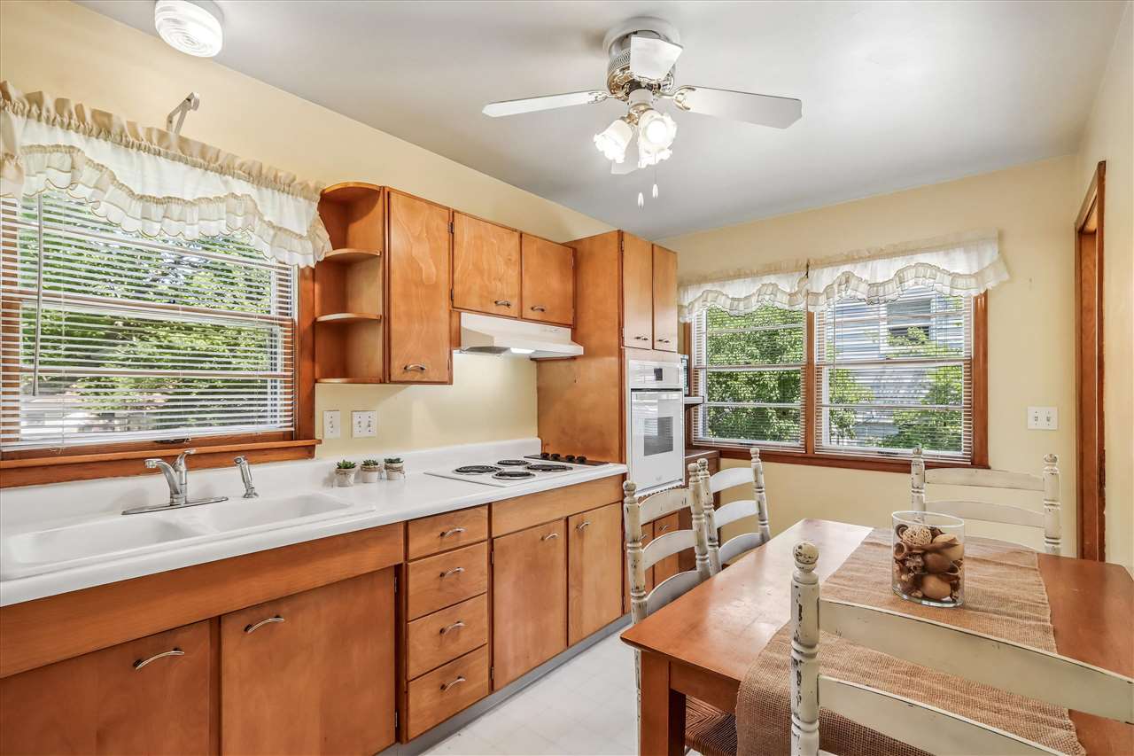1118 Deforest Avenue Iowa City IA 52240