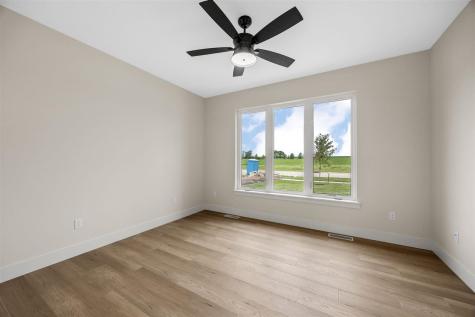 810 17th Avenue SW Mt Vernon IA 52314