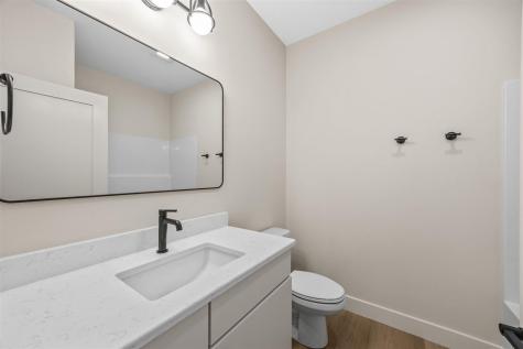810 17th Avenue SW Mt Vernon IA 52314