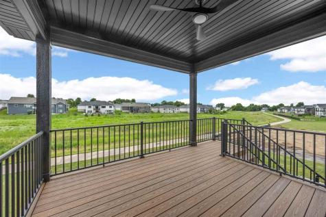 810 17th Avenue SW Mt Vernon IA 52314