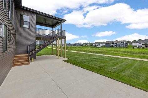 810 17th Avenue SW Mt Vernon IA 52314