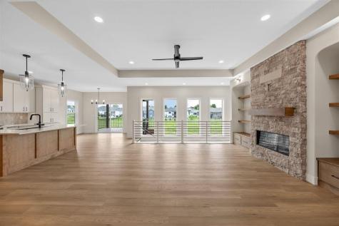 810 17th Avenue SW Mt Vernon IA 52314