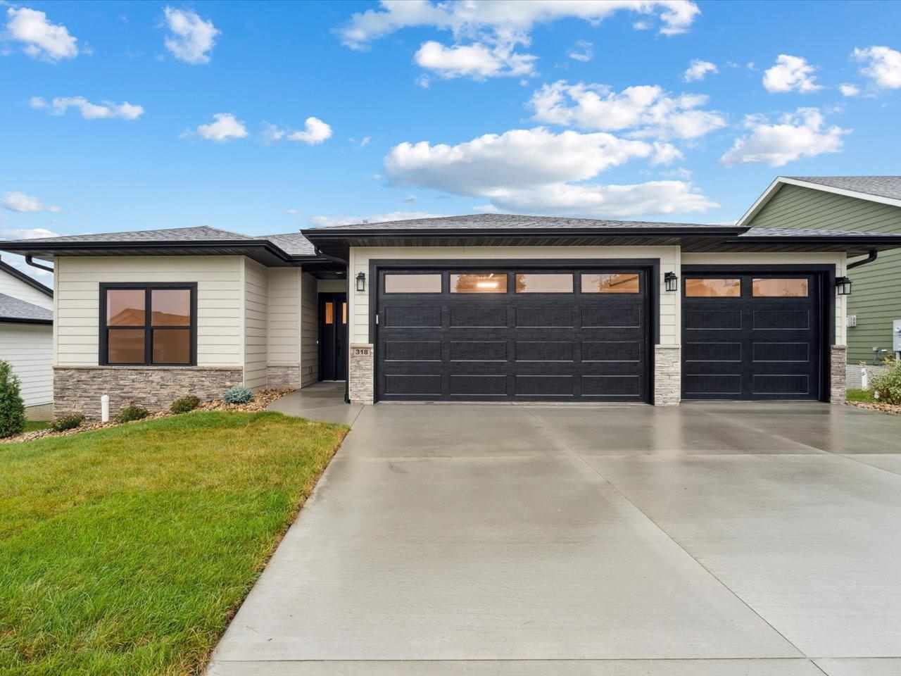 318 Sierra Trace Coralville IA 52241