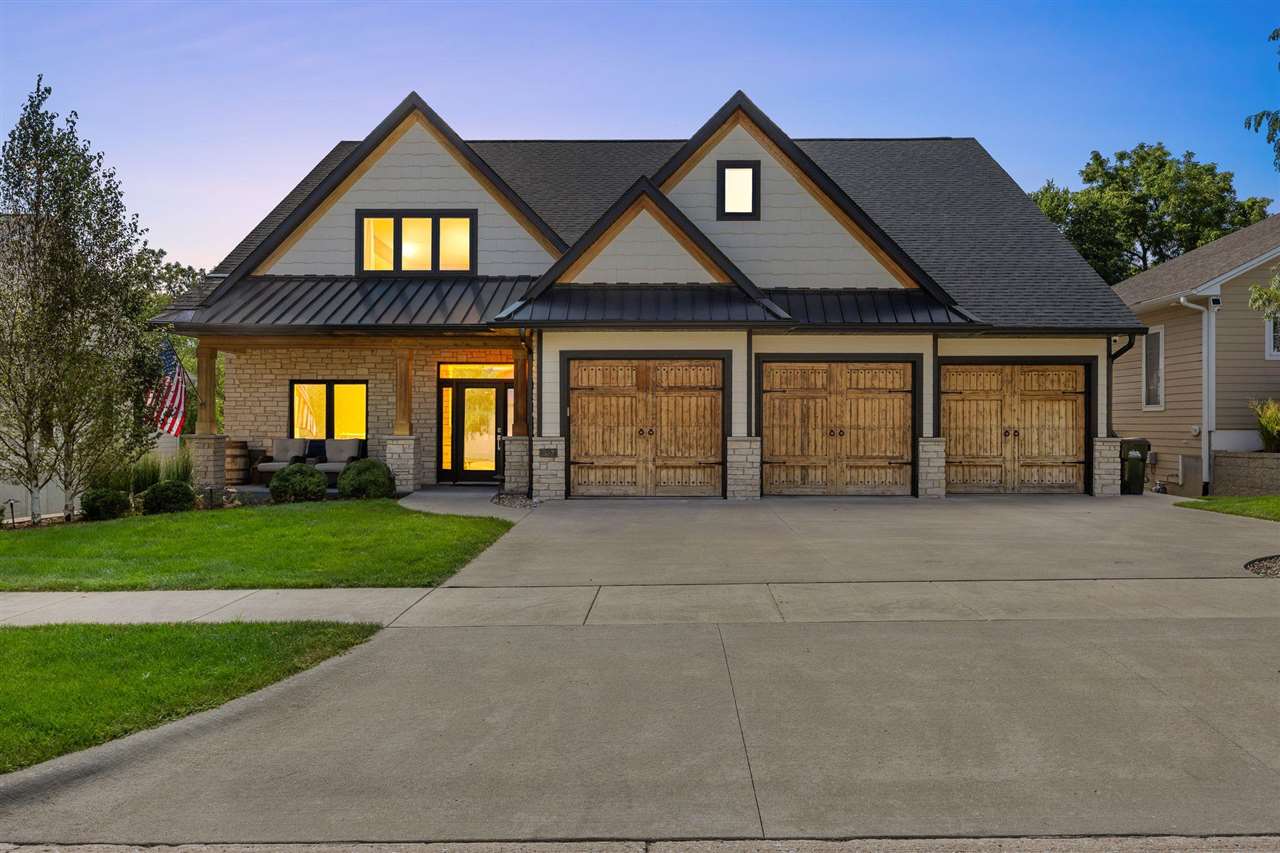 337 Windmill Drive Iowa City IA 52245