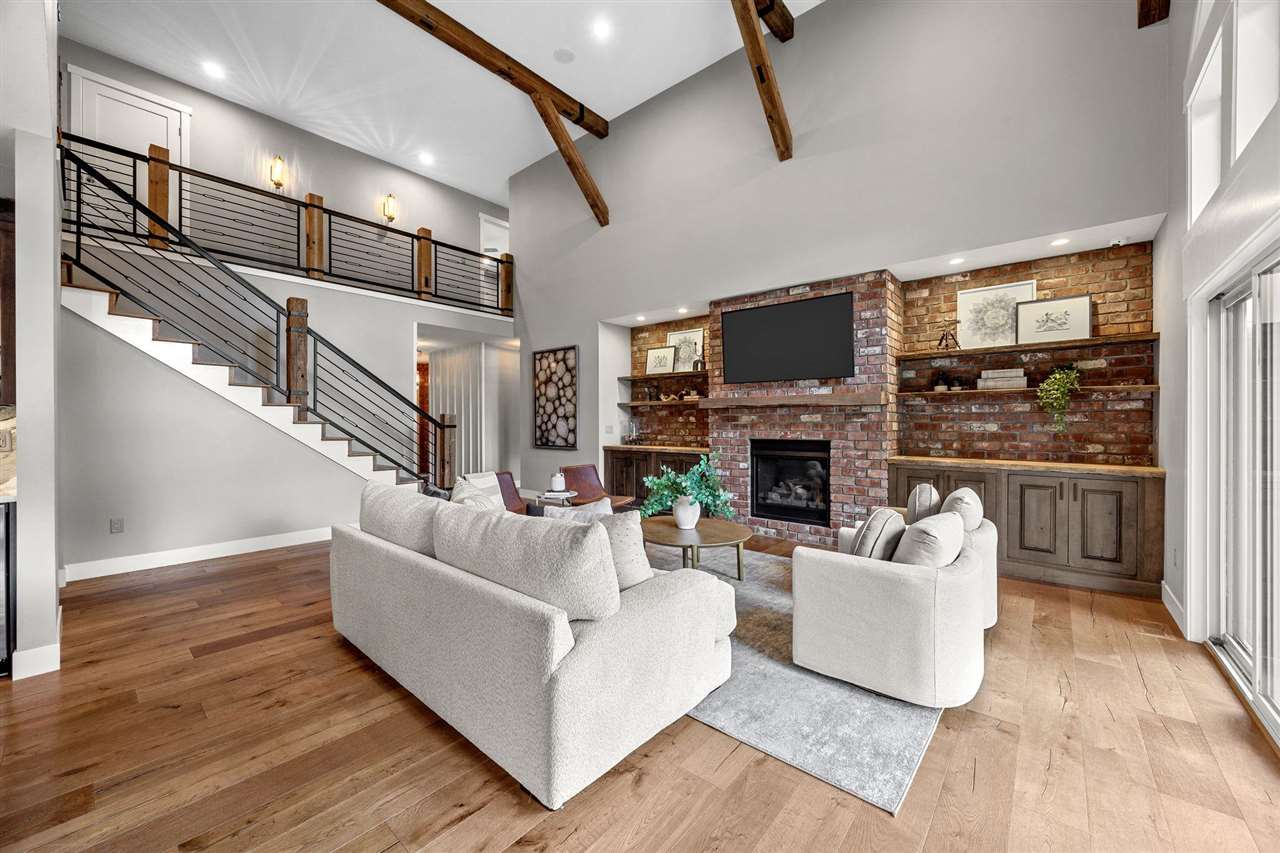 337 Windmill Drive Iowa City IA 52245