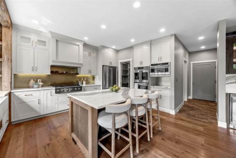 337 Windmill Drive Iowa City IA 52245
