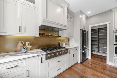 337 Windmill Drive Iowa City IA 52245