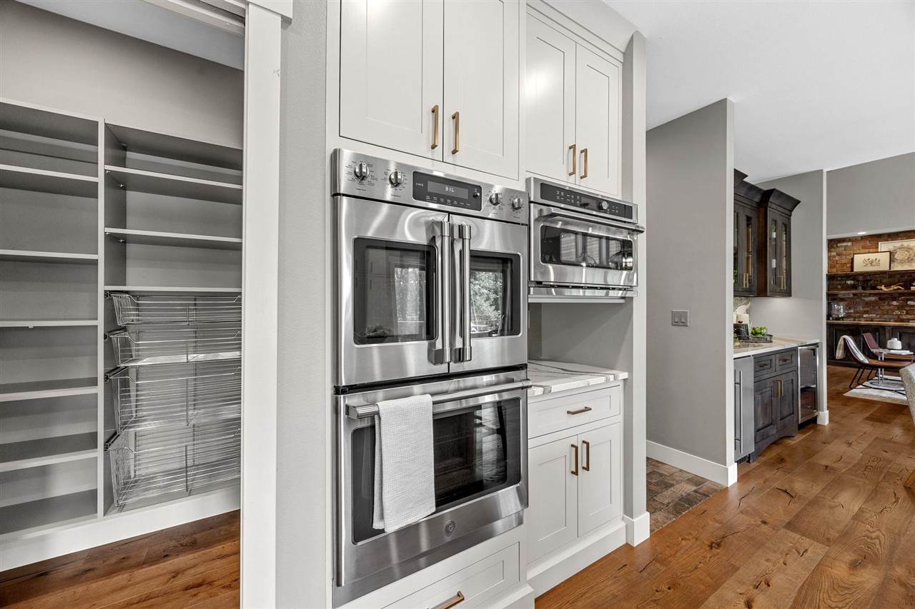 337 Windmill Drive Iowa City IA 52245