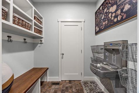 337 Windmill Drive Iowa City IA 52245