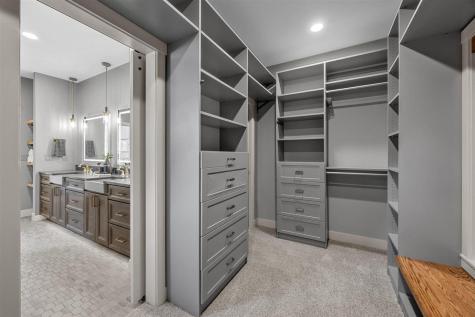 337 Windmill Drive Iowa City IA 52245
