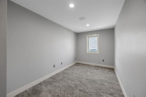 337 Windmill Drive Iowa City IA 52245