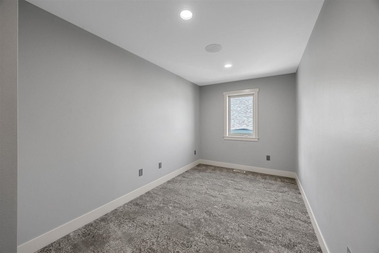 337 Windmill Drive Iowa City IA 52245