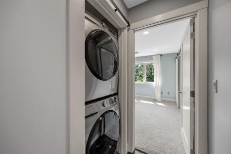 337 Windmill Drive Iowa City IA 52245