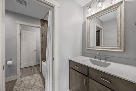 337 Windmill Drive Iowa City IA 52245