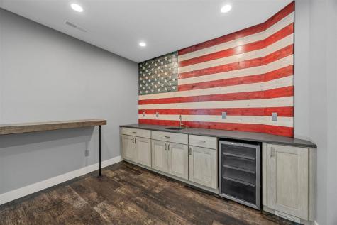 337 Windmill Drive Iowa City IA 52245