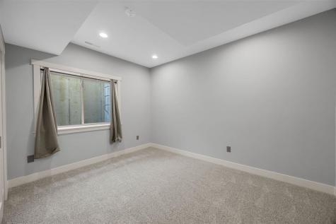 337 Windmill Drive Iowa City IA 52245