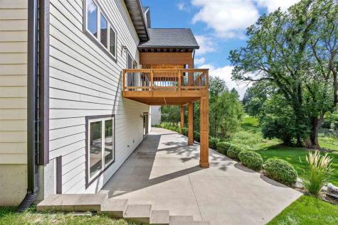 337 Windmill Drive Iowa City IA 52245