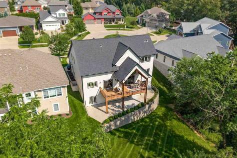 337 Windmill Drive Iowa City IA 52245