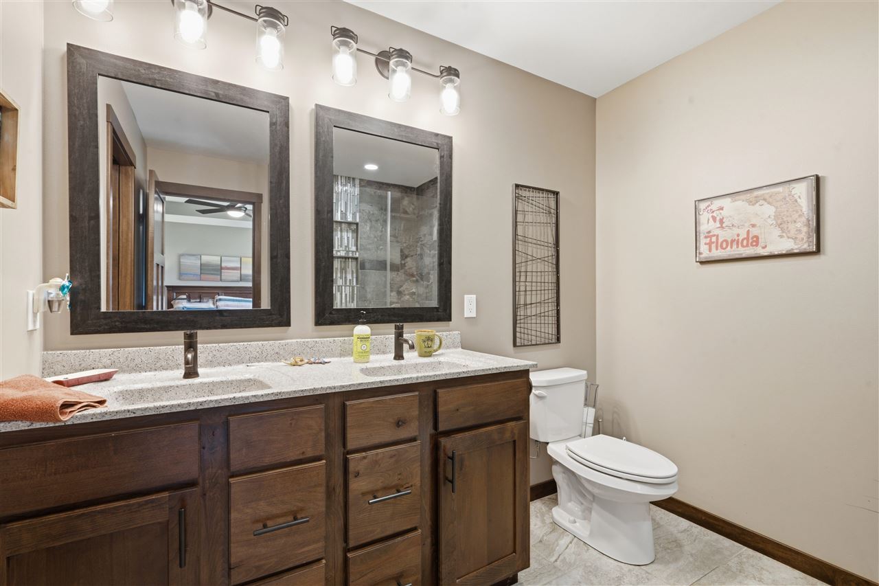 2787 Creekview Trail Palo IA 52324