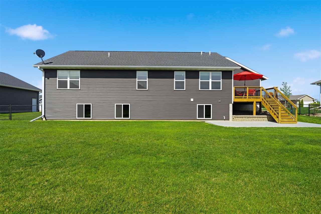 2787 Creekview Trail Palo IA 52324