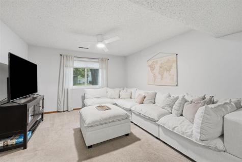 1427 Esther Street Iowa City IA 52240