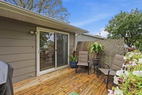 1427 Esther Street Iowa City IA 52240