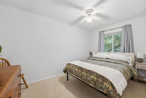 1427 Esther Street Iowa City IA 52240
