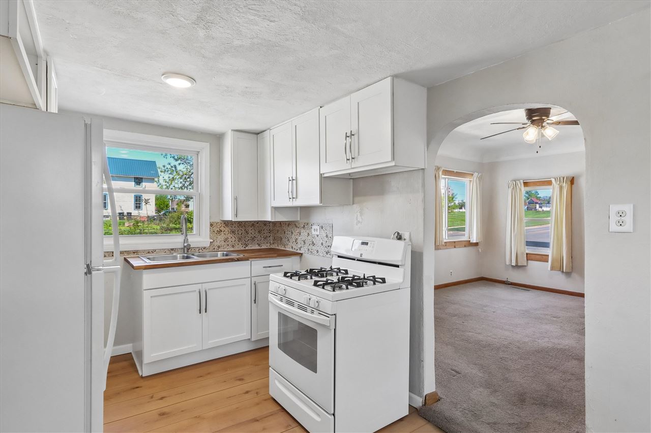 1507 5th Avenue Marion IA 52302