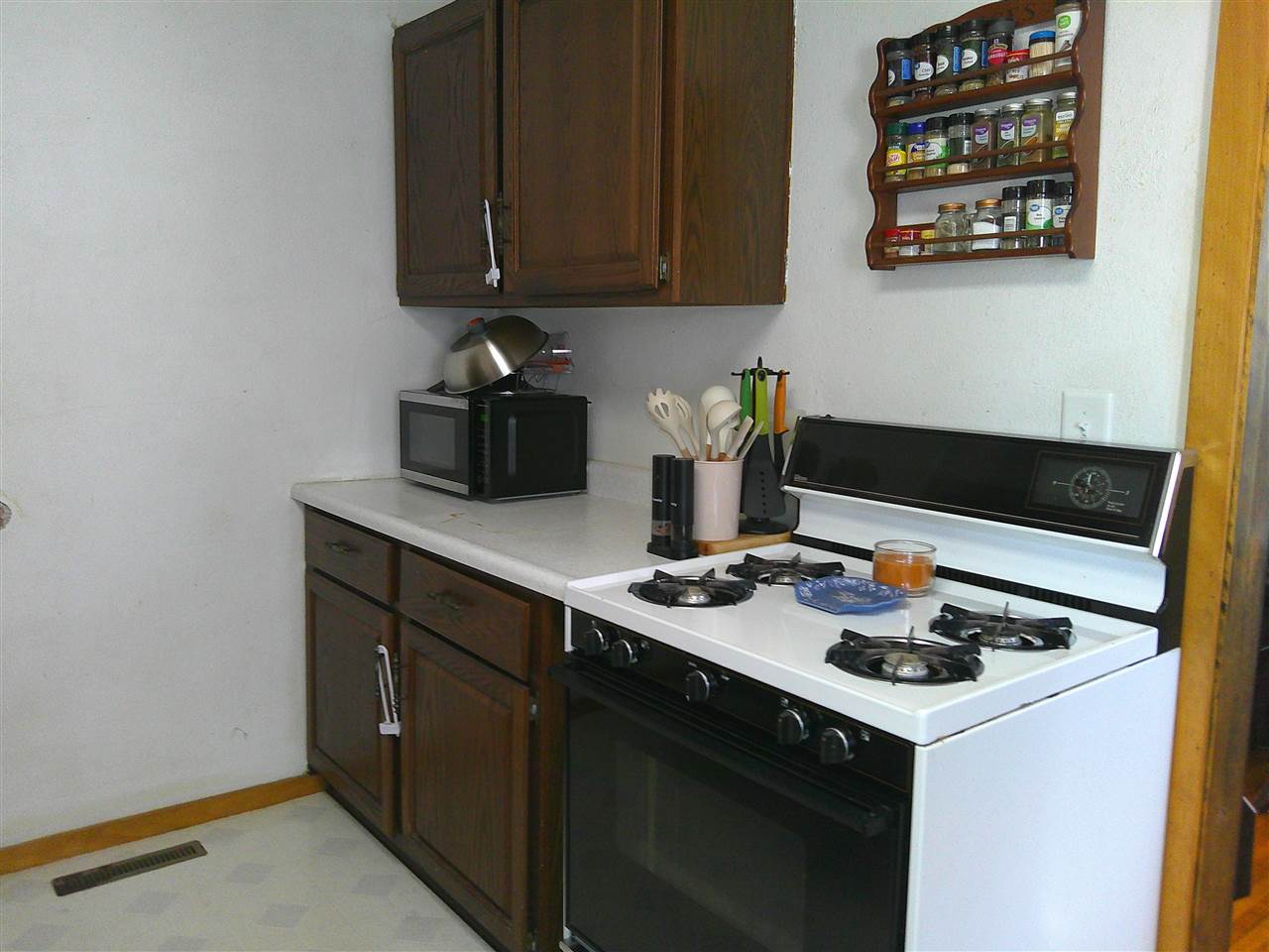 726 W Main Street Washington IA 52353