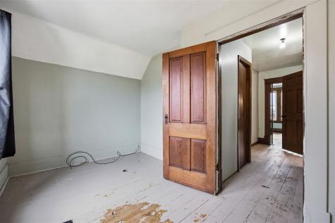 609 Mulberry Street Tipton IA 52772