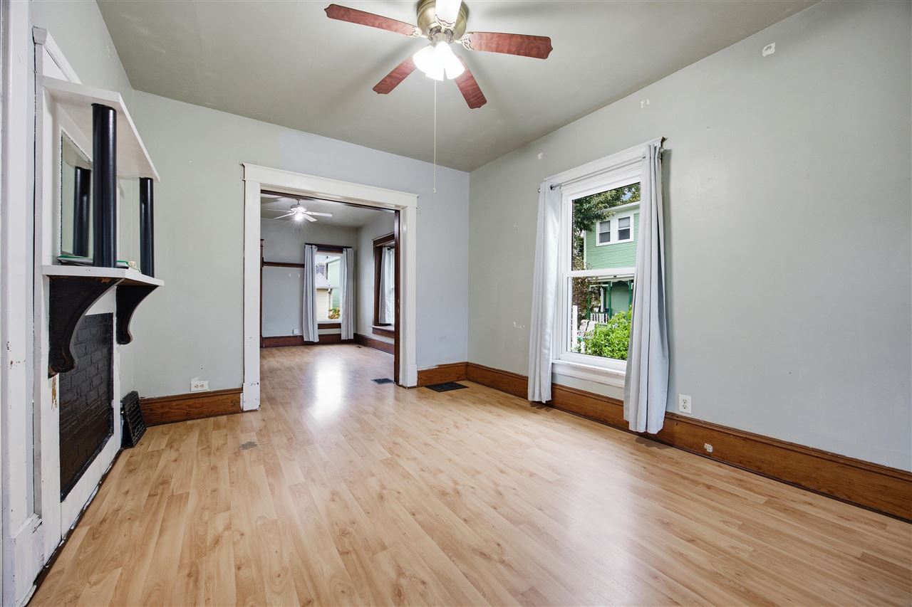 609 Mulberry Street Tipton IA 52772